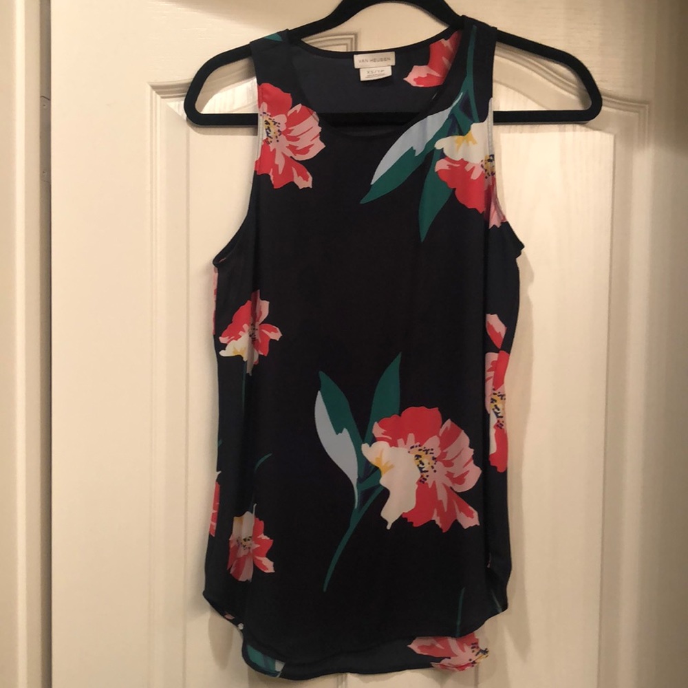 Van Heusen sleeveless blouse #22